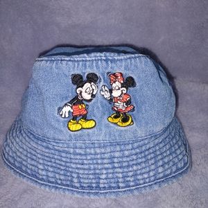 Disney Mickey and Minnie mouse bucket hat